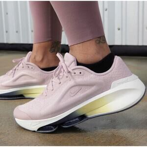 Nike DZ3547-003 Air Zoom Running Shoes WMNS 8 Pink Yellow Lace Up Padded Collar